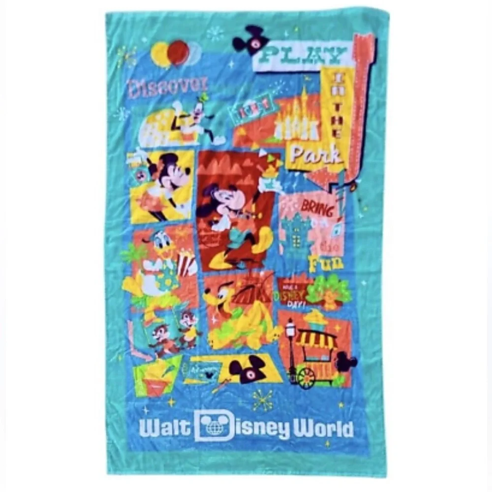 NWT Walt Disney World Play In The Park Mickey Mouse and Friends Beach Towel New